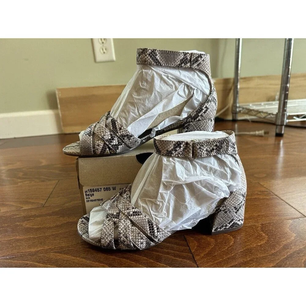 Clarks‎ Women's Caroleigh Rori Heeled Sandal Biege Snake Print 6.5 W NEW